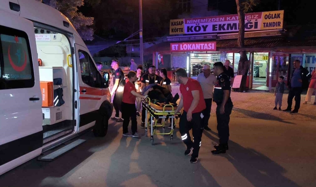 Tekirdağ&#039;da otomobiller çarpıştı: 4 yaralı