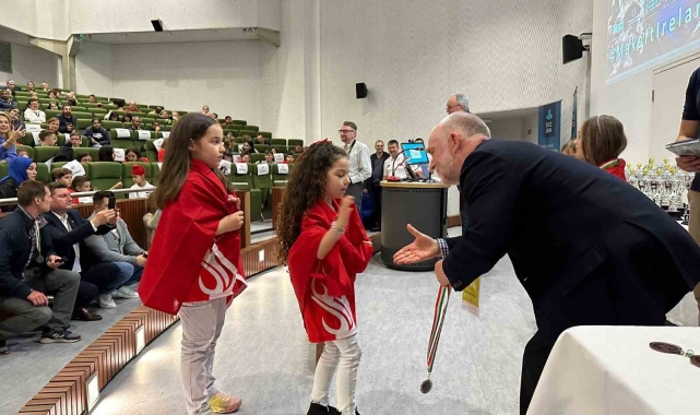 Tekirdağlı öğrenci, İrlanda'da Türkiye'nin gururu oldu
