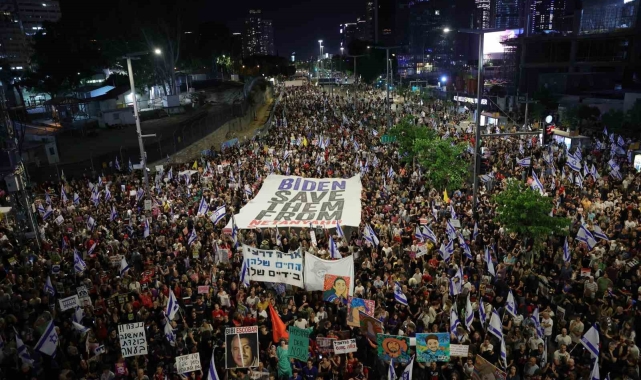 Tel Aviv'de 120 bin kişilik hükümet karşıtı protesto