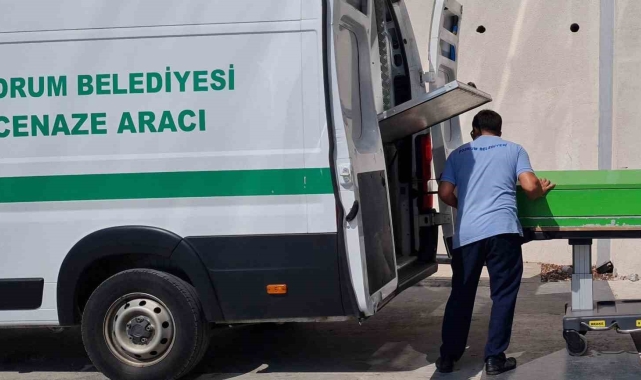 Terastan düşen tiyatrocu hayatını kaybetti