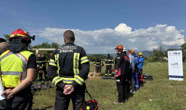 TİKA'dan Karadağ'da arama kurtarma eğitimi