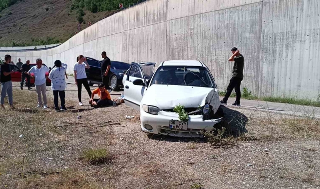 Tokat'ta trafik kazası: 3 yaralı