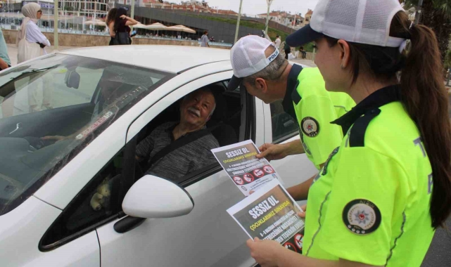 Trafik ekipleri bu kez öğrenciler için sahaya indi