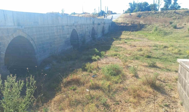 Tunca Nehri'ni kuraklık vurdu: Kontrollü sulamaya geçildi