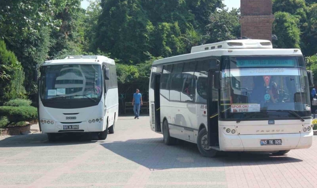 Turgutlu'da arife günü mezarlıklara ücretsiz servis