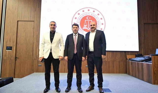 Ünal ve Altuntepe'den Bakan Tunç'a ziyaret