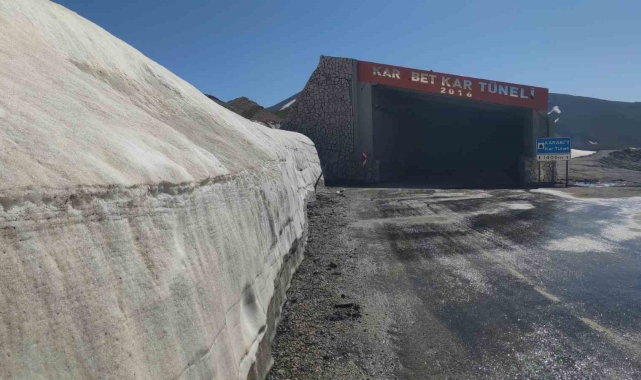 Van'da kış ve yaz mevsimi bir arada