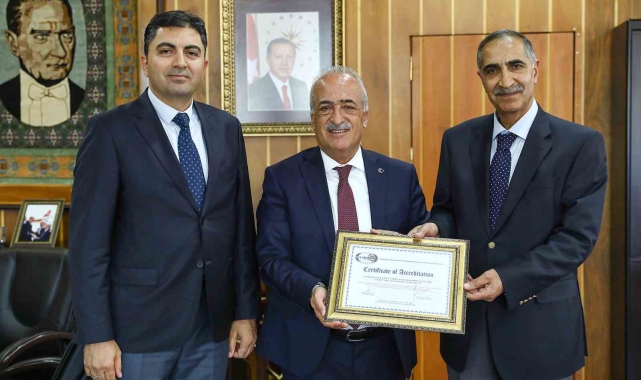 Veteriner Fakültesi, uluslararası akreditasyon belgesine sahip oldu