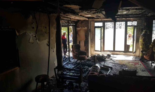 Villada korkutan yangın söndürüldü