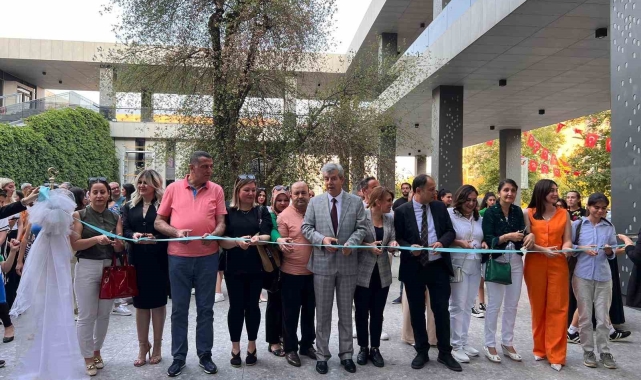 Yağlı boya ve ebru sergisi, ŞSG'de açıldı