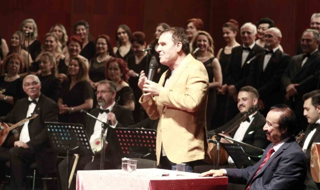 Yarım asırlık korodan '50. Yıl Sanat Gecesi-2' Konseri