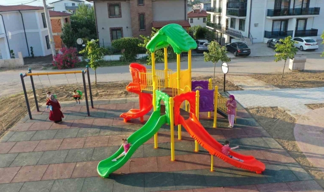 Yeşilyurt Mahallesi'ne yeni oyun parkı