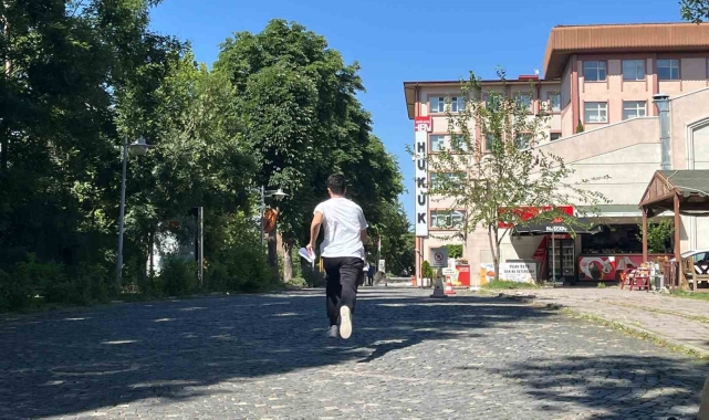 YKS'nin son oturumu YDT başladı