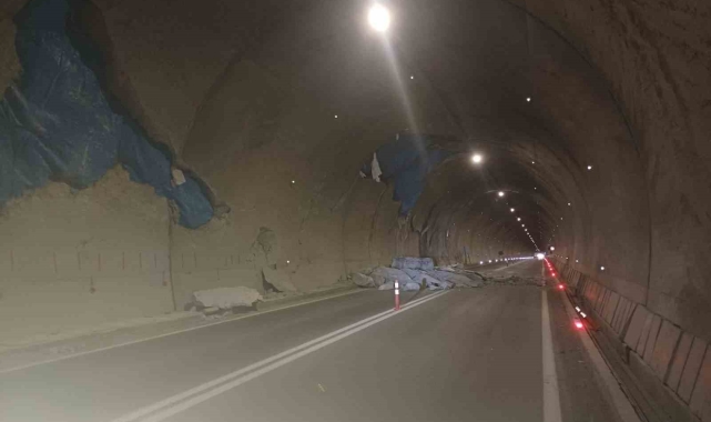 Yusufeli Barajı sonrası yapılan T14 Tüneli'nde çatlaklar yerini çökmelere bıraktı