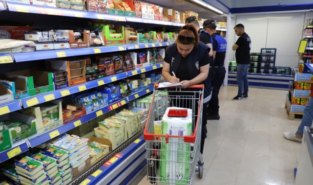 Zabıta ekiplerinden zincir marketlere sıkı denetim