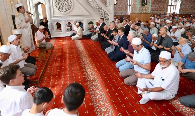 15 Temmuz şehitleri Düzce'de dualarla anıldı