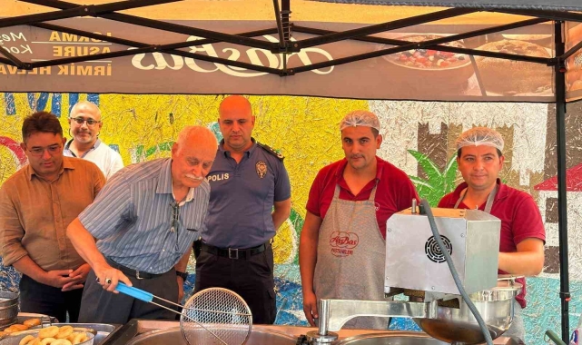 15 Temmuz şehitleri hayrına Marmaris'te lokma dağıtıldı