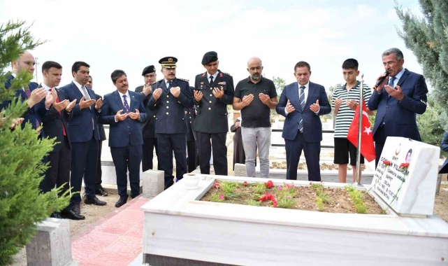 15 Temmuz şehitlerinin kabirleri ziyaret edildi