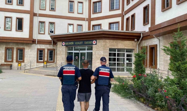15 yıl hapis cezasıyla aranan şahıs saklandığı köy evinde yakalandı