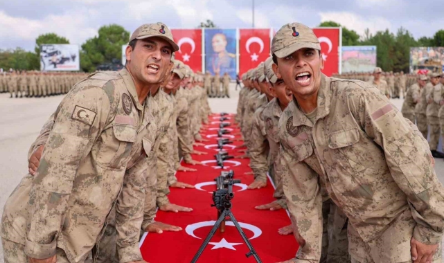 2 bin 965 asker görevini tamamlayarak ailelerine kavuştu