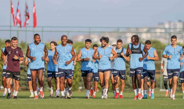 Abdullah Avcı, Ruzomberok maçının ilk 11'nin şekillendiriyor