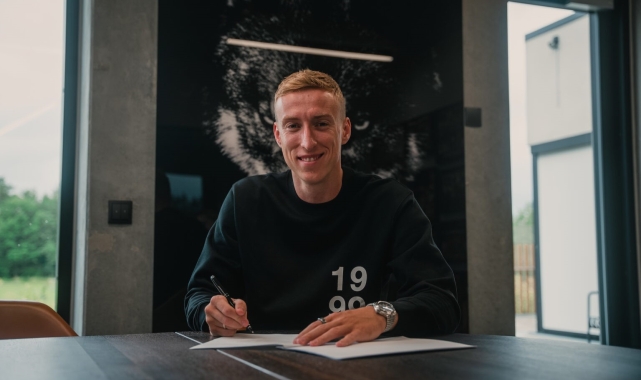 Adam Buksa, Midtjylland ile sözleşme imzaladı