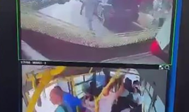 Adana'da dolmuş şoförü trafikte darp edildi