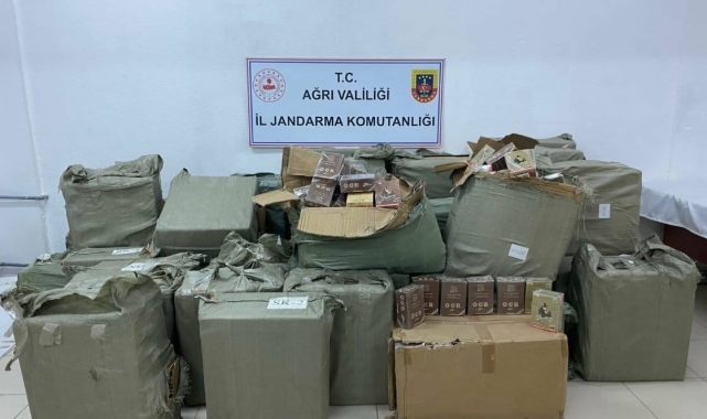 Ağrı'da 1 milyon 600 bin liralık kaçak mal ve uyuşturucu ele geçirildi
