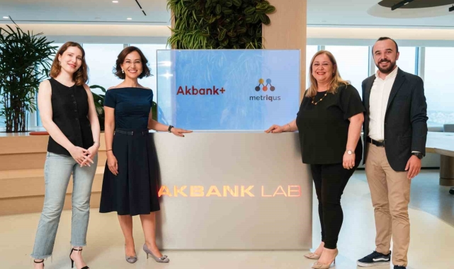 Akbanklıların girişim fikrine Akbank'tan 400 bin dolar yatırım