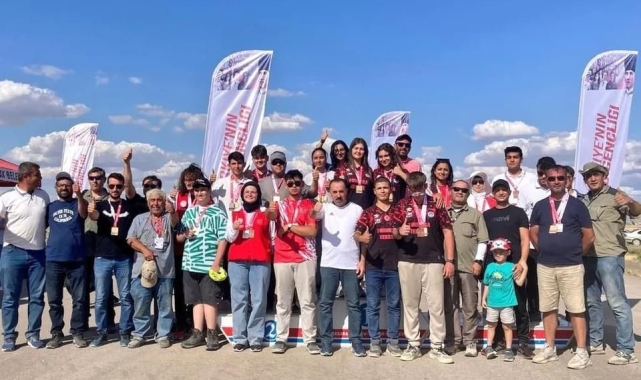 Aksaray'da uzay modelleri şampiyonasında 65 sporcu kıyasıya yarıştı