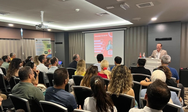 Alanya Üniversitesi Rektörü Güner: "Eğitimde rehber öğretmenlerin rolü önemli"