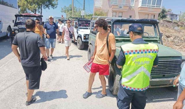 Alanya'da 5 safari aracına cezai işlem uygulandı