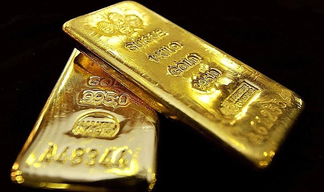ALTININ ONS FİYATI 2 BİN 464 DOLARI AŞARAK REKOR KIRDI!