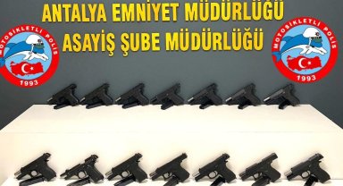 Antalya'da ruhsatsız silah satışına polis engeli: 3 tutuklama