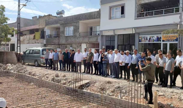 Araban'da depremde yıkılan caminin yerine yenisi yapılıyor
