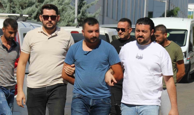 Arkadaş cinayetinin zanlıları adliyeye sevk edildi