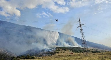 Arnavutluk'un güneyinde orman yangınları