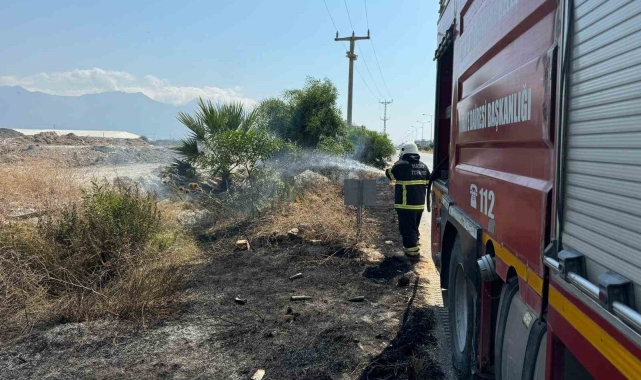 Arsuz'da otluk yangını söndürüldü