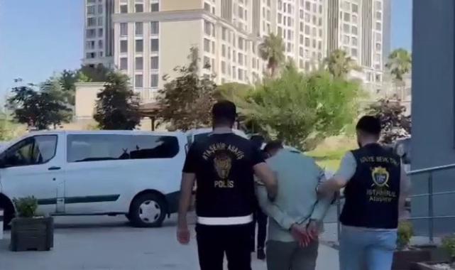 Ataşehir'de eşini ve çocuklarını bıçaklayan şahıs yakalandı