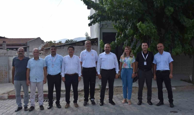 Aydın İl Sağlık Müdürü Şenkul evde sağlık hizmeti alan vatandaşları yalnız bırakmadı