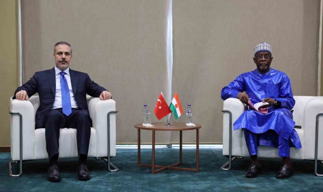 Bakan Fidan, Nijer Dışişleri Bakanı Sangare ile görüştü