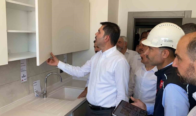 Bakan Kurum: "Her ay 25-30 bin konut teslim edeceğiz"