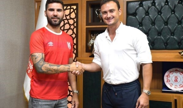 Balıkesirspor, Cenk Özbey'i kadrosuna kattı