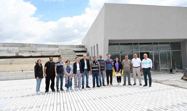 Başkan Bakkalcıoğlu teknik heyetlerle birlikte Kurtuluş Savaşı ve İnönü Zaferleri Anı Evi'nde incelemelerde bulundu