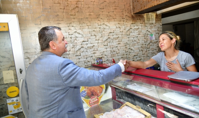 Başkan Balaban 3 mahallede esnaf ziyareti yaptı