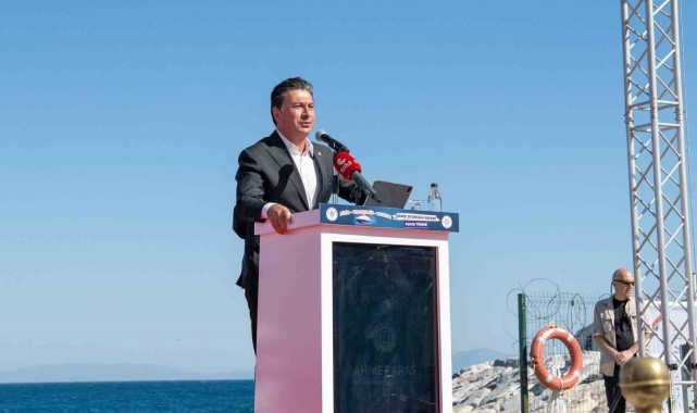 Başkan Günel Didim'den kalkan ilk deniz otobüsü seferine katıldı