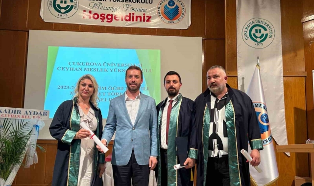 Başkan Kadir Aydar, mezuniyet töreninde öğrencilerle buluştu