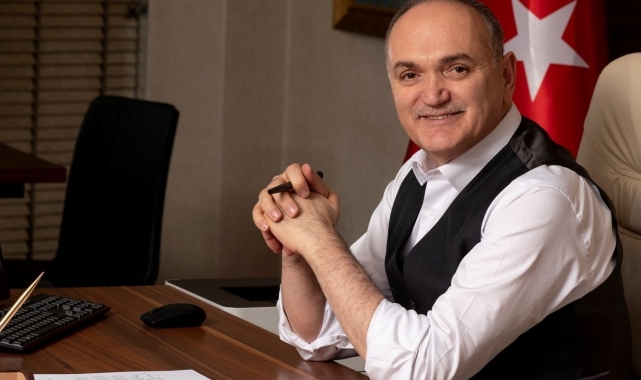 Başkan Özlü "Mesleğine saygı duyan basın camiası üyelerini tebrik ediyorum"
