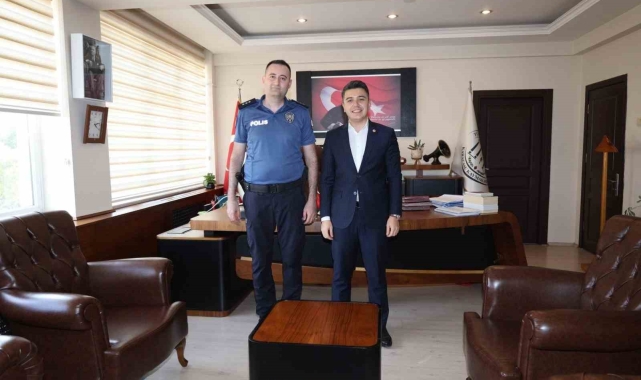 Başkomiserliğe terfi eden Kulaksız'a rütbesini Kaymakam taktı