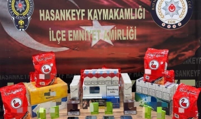 Batman'da gümrük kaçağı cep telefonu ve sigara ele geçirildi